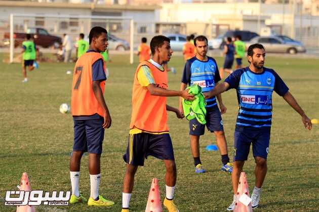 بالصور | الجيل يواصل تمارينه في فترة توقف الدوري