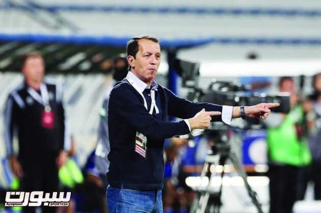 Manama Soccer team  head coach give instruction to his players during their GCC Club Cup match between Al Nasr(UAE) Vs Manama (BHR)at Al Maktoum Stadium Dubai on Mar,18,2015 Photo by Nasser babu