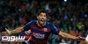 Barcelona's Luis Suarez celebrates after scoring a goal against Bayer Leverkusen during their Champions League group E soccer match at Camp Nou stadium in Barcelona, Spain, September 29, 2015.      REUTERS/Sergio Perez
