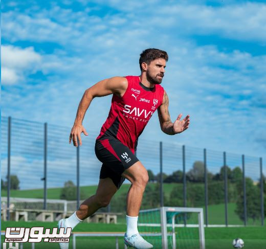 روبن نيفيز يحسم وجهته القادمة