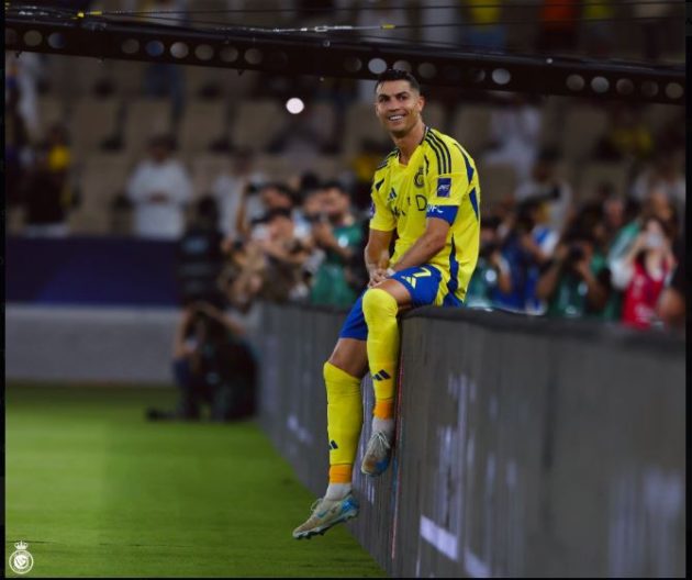 رونالدو يستهدف الهدف 1000