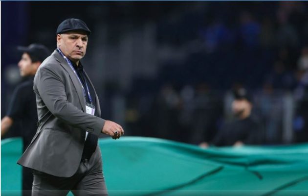 حقيقة اقتراب الشباب من بن زكري