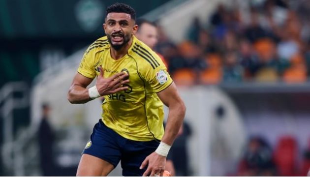 رقم مميز للعمري أمام الأهلي