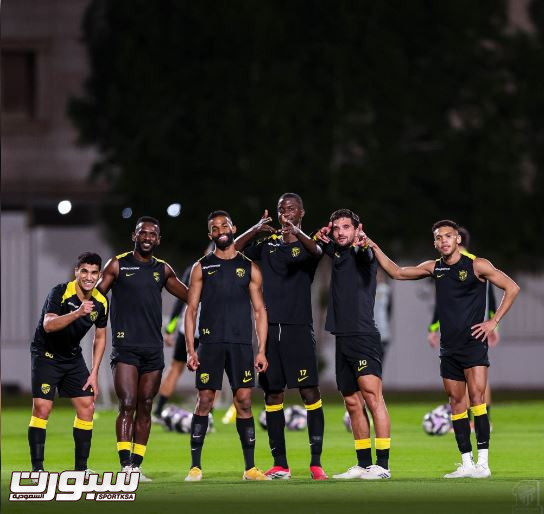الاتحاد يفتقد ثنائي الفريق أمام النصر