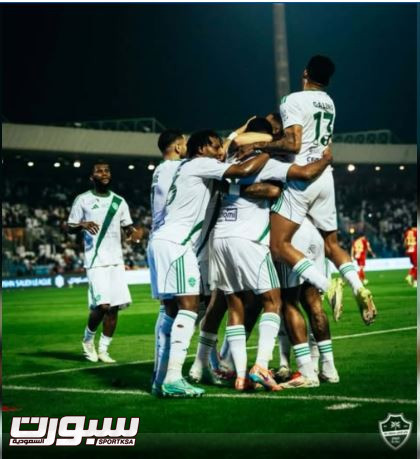 الإصابات والإيقاف تضرب صفوف الأهلي قبل مواجهة ضمك في دوري روشن