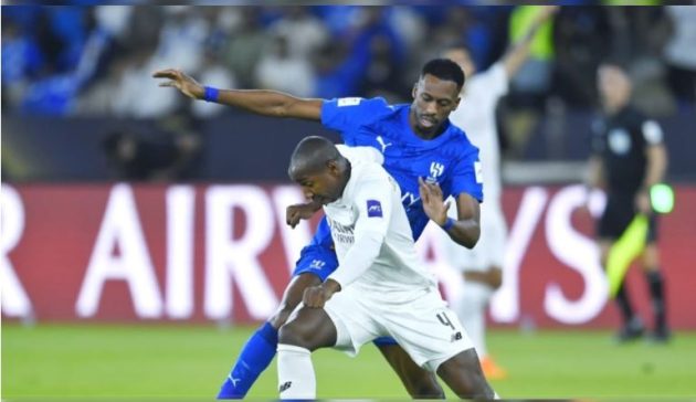 اعتذار ودموع في غرف الملابس.. خيبة أمل كبرى تسود مدرجات الهلال بعد موقعة السد