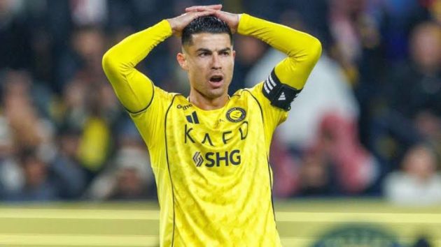 رونالدو يساعد النصر على ضم مواطنه